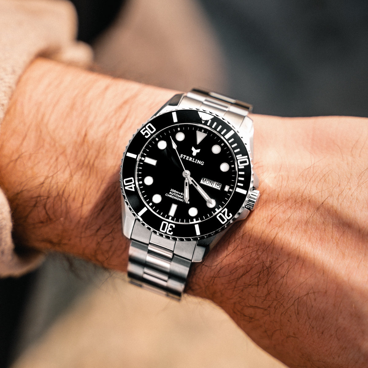 Szwajcarski Zegarek Oruss Sterling Ascend Submarine – Czarny Metalik